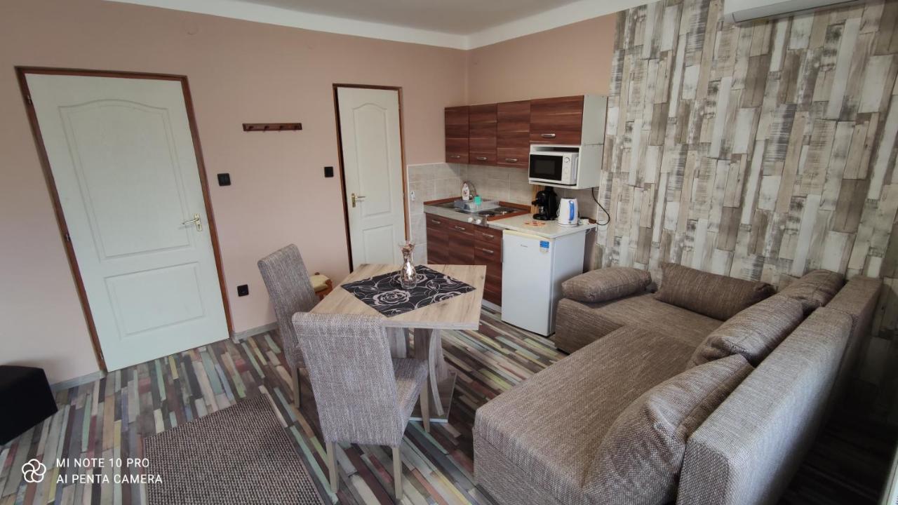 Apartman Edit Гаркань Екстер'єр фото